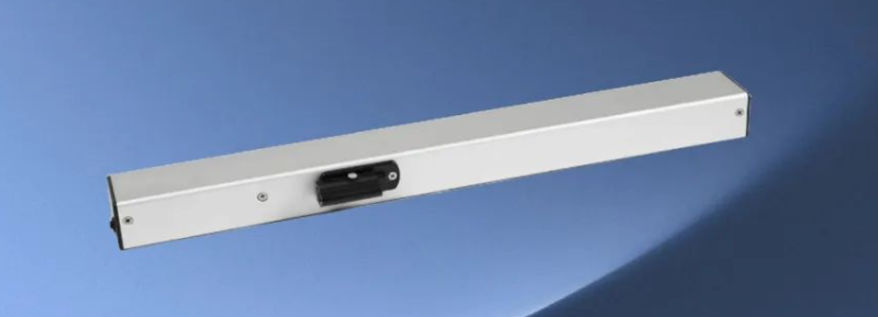 消防聯(lián)動電動開窗機(jī)制造公司高新投三江助火災(zāi)時(shí)迅速開窗排出煙霧，提高逃生效率